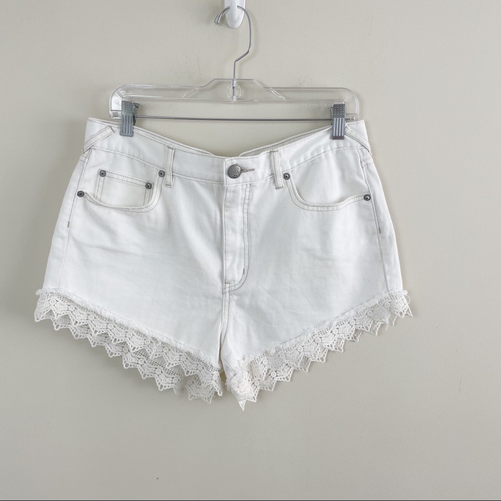 Free People Lace Trim Denim Shorts Stark White Boho Festival Size 31